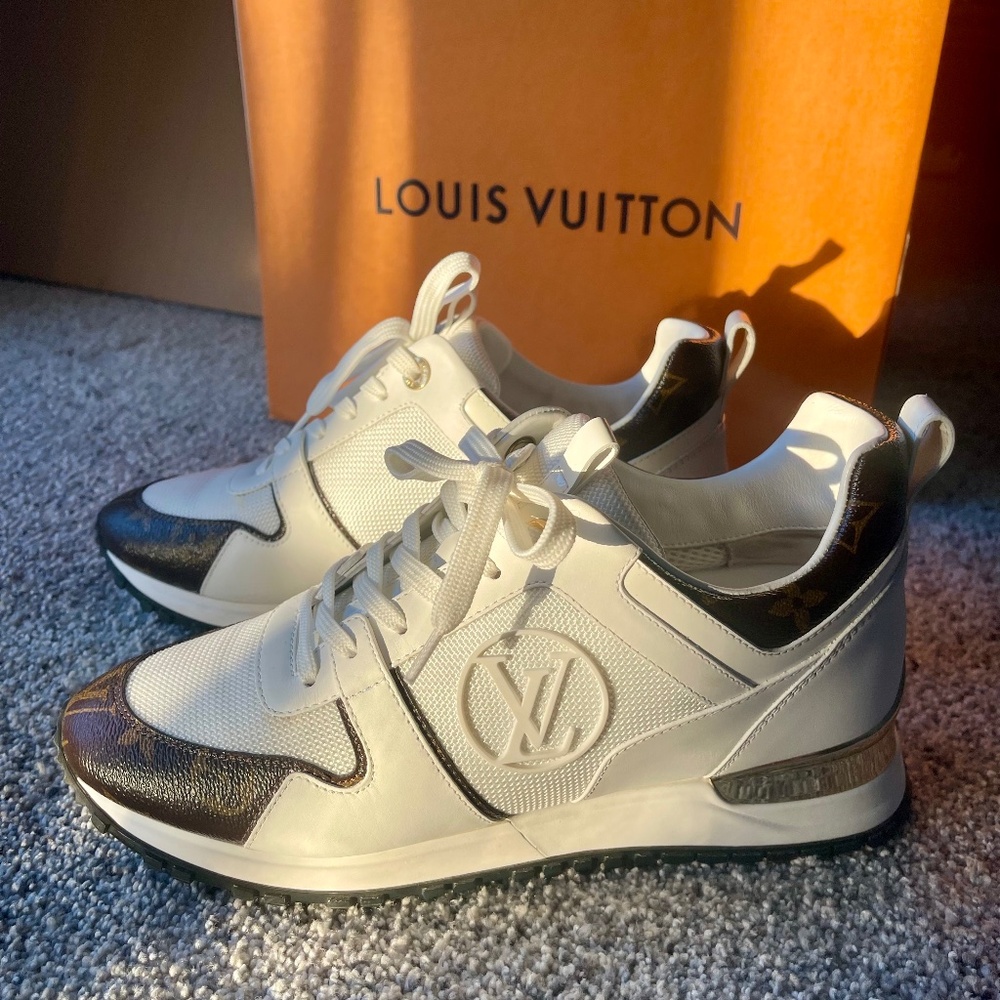 Louis Vuitton Runaway Leather Trainers - Size 39 EU